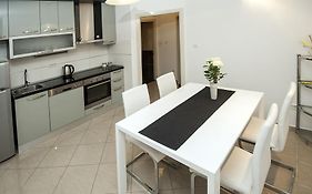 Žnjan Beach Apartments